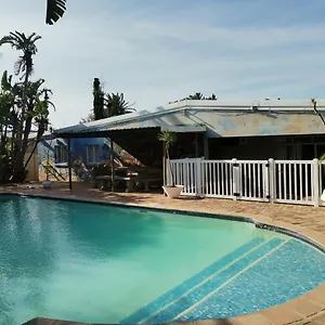 Hostel The Russel